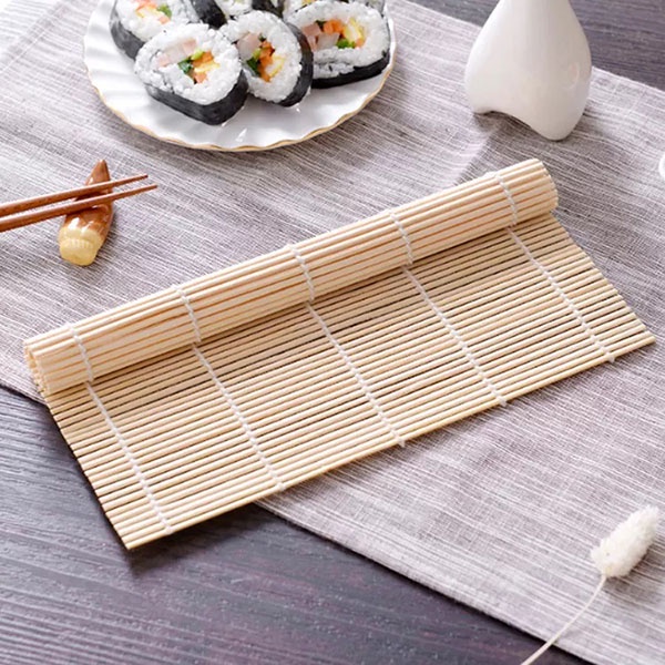 Tikar Penggulung Sushi / Cetakan Alat Pembuat Sushi / Makisu Bamboo Roll Rolling Mat Gulungan Nasi Kimbab / TV-104