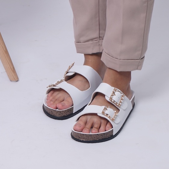 LAPEPA YUK - Dunkenstock KIMMY Sandal Wanita Slop Casual Size 36 - 40 Model Birken Dunkenstok Sol Puyuh Sara Sara Sendal Cewek Kulit Santai Strap Gesper dua Kristal Blink 37 38 39 Warna Hitam Soft Selop Anti Slip Original Shoes ORI Mall Official Store