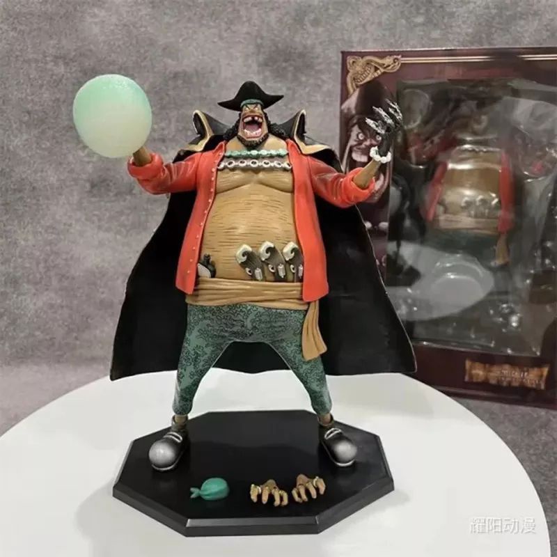 Action Figure One Piece Marshall D Teach Kurohige Yonkou