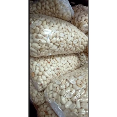 

1kg kacang kupas mentah