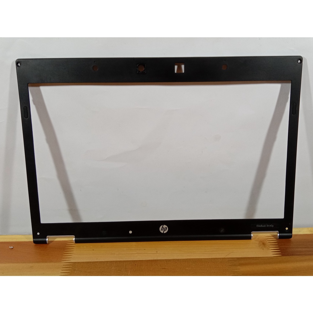 Casing Frame LCD Bezel Depan Laptop HP Elitebook 8440 8440P 8440W