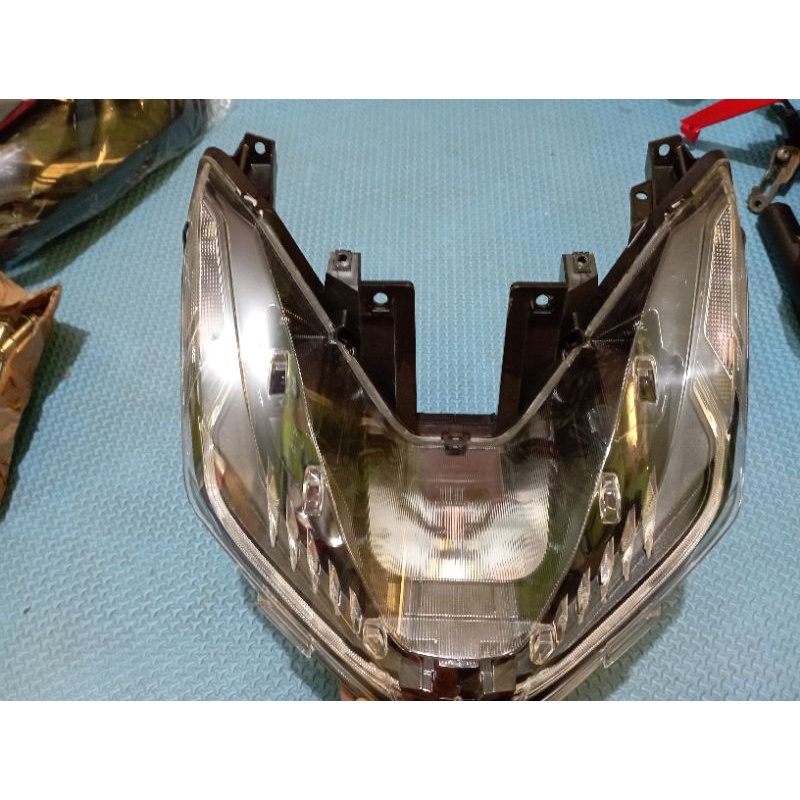 LAMPU DEPAN VARIO 125/150 LED ALL NEW 2018 2021 ORI