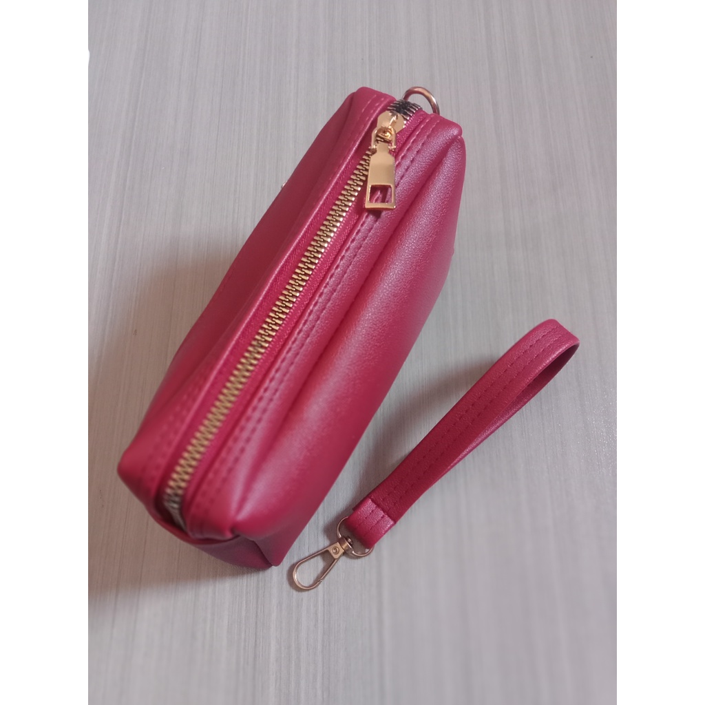 dompet genggam wanita untuk tempat coin atau handphone bahan kulit sintetis lokal #dompet #dompetcoin #dompetwanita