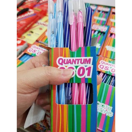 

⇑ (MURAH PACKING AMAN) PULPEN QUANTUM QS 01 isi 12pcs テ