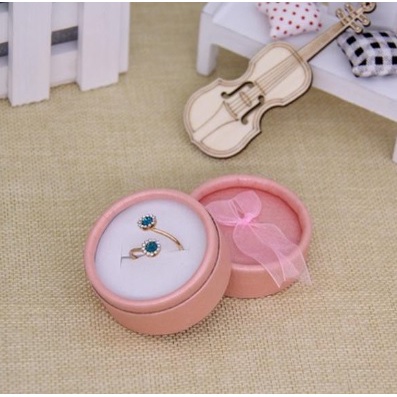 Tempat cincin bulat pita / kotak pita - Harga/pc