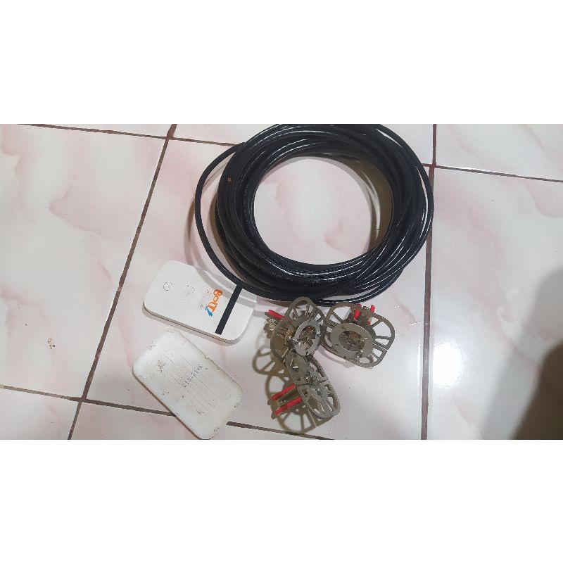 mf 90, antena katerin