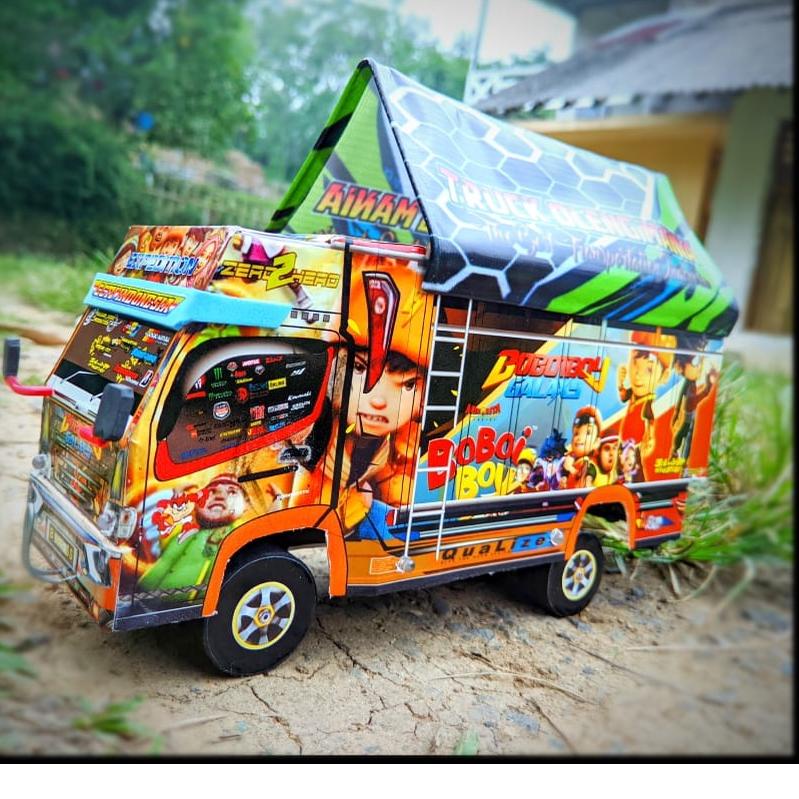 Truk Oleng Miniatur Truk Oleng Free Fire Mobile Legend Paket Lampu Terpal Roda Kayu P 30 cm {PNN.21D