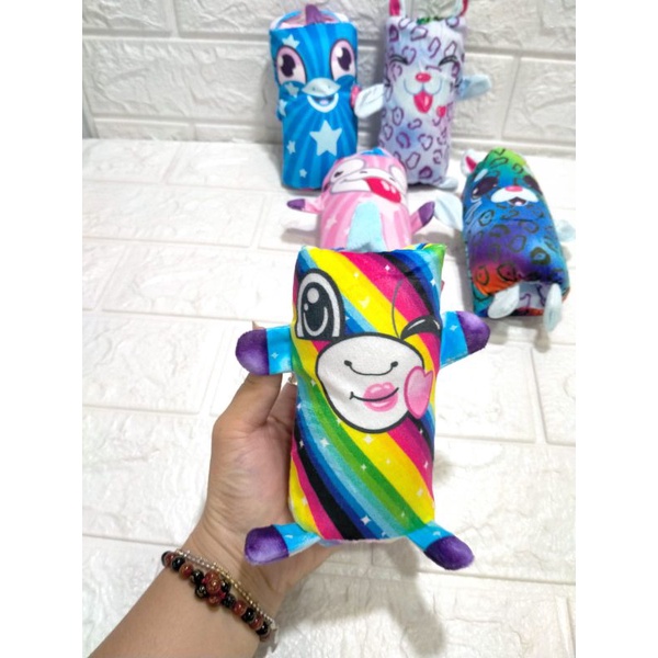 MAINAN SQUEEZE AIR ( BONEKA )