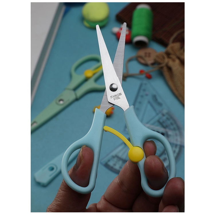 Tiny Bites Scissors Food Shears Gunting Makanan Bayi dan Anak Gunting ATK Kertas Stationery Food Grade Tiny Bites Scissors Serbaguna TERMURAH TERLARIS