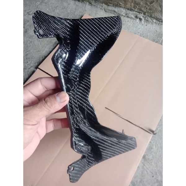 cover tengah body r15v3 carbon