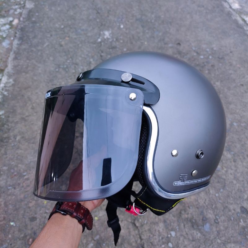 HELM BOGO DEWASA MODEL RETRO KACA DATAR