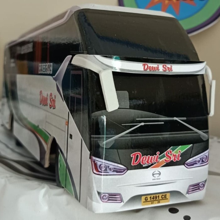 MINIATUR BUS / BIS DEWI SRI LEGACY SR2