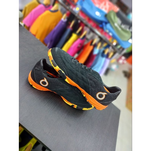 Sepatu Futsal Ortuseight Jogosala Nutmeg - Black/Camo