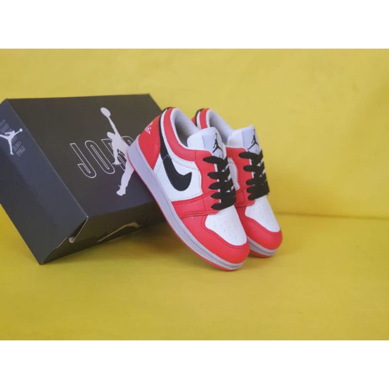 Sepatu Anak Nike Air Jordan Model Low