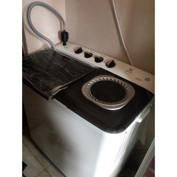 [BACA CAPTION] Mesin Cuci Preloved Bekas / Mesin Cuci Elektrolux 2 Tabung Semi Auto Washer EWS98261WA