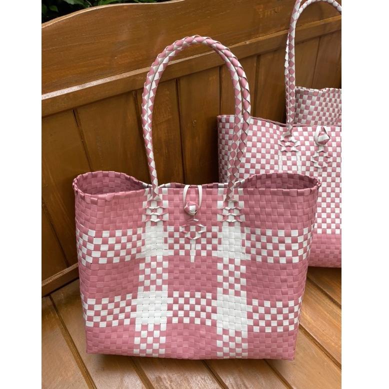 

ゖ゚ Tas Anyaman plastik / Tas Belanja / Tas Souvenir / Hampers / Tas Varian Pink READY STOK ㅽ
