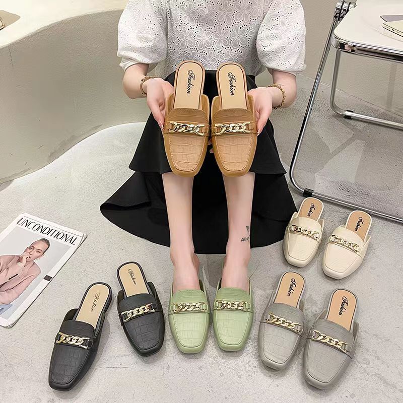 Flat Shoes Wanita EF18 High Quality / Sandal Slop Motif Rantai Real Pict ACC