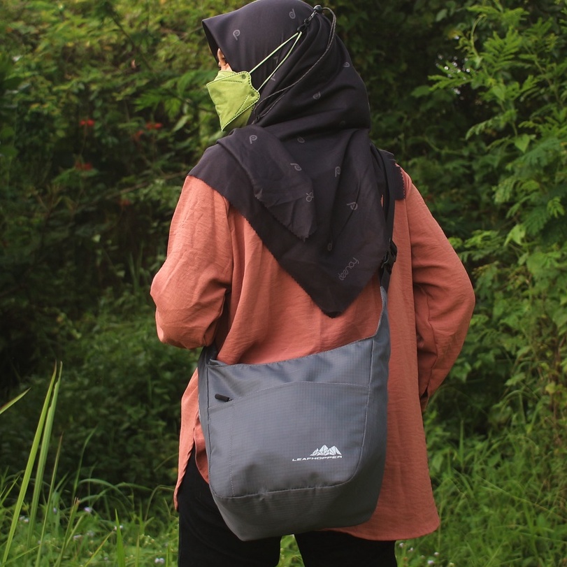 LEAFHOPPER Beetle - Slingbag Pria Wanita Seleleting Waterproof