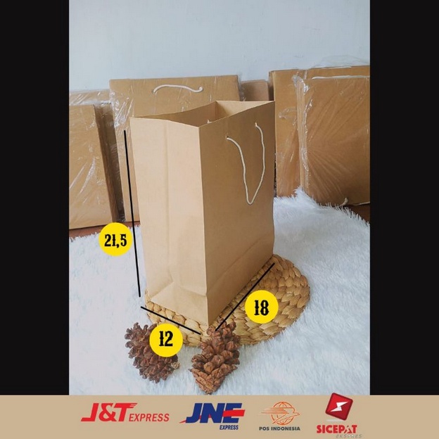 

TAS KERTAS POLOS COKLAT UK 18 × 12 × 21,5 TAS KADO PAPERBAG KERTAS PAPERBAG MOTIF PAPERBAG ISI POP MIE + MINUMAN MURAH