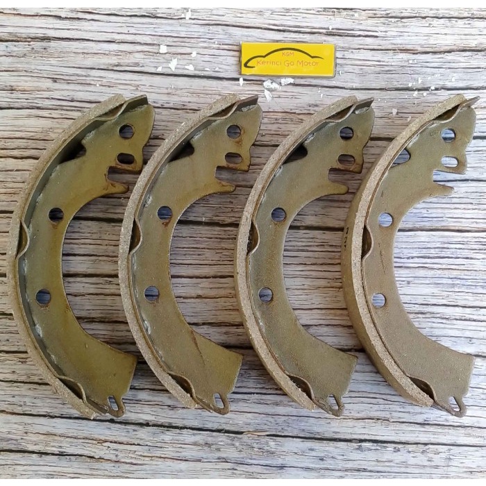 BRAKE SHOE KAMPAS REM BELAKANG LANCER 81-84 KGW K-636