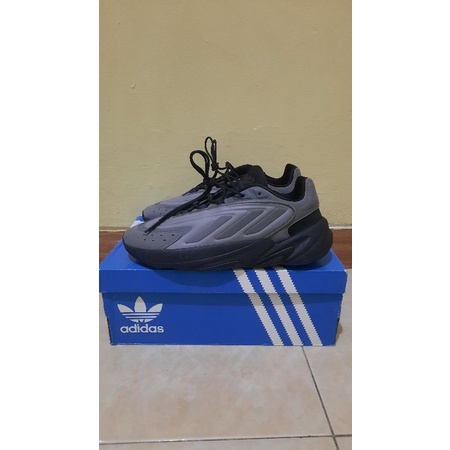 Sepatu Adidas Original Ozelia H04253