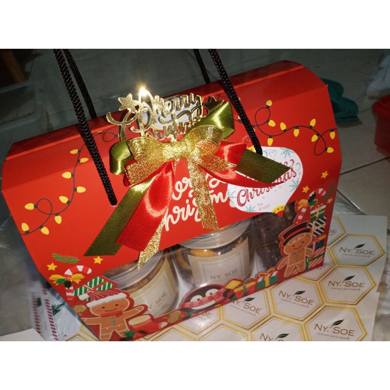 

HAMPER Natal Santa paket lengkap Palembang