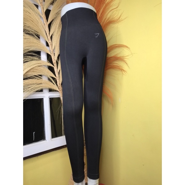 preloved legging gymshark motif original