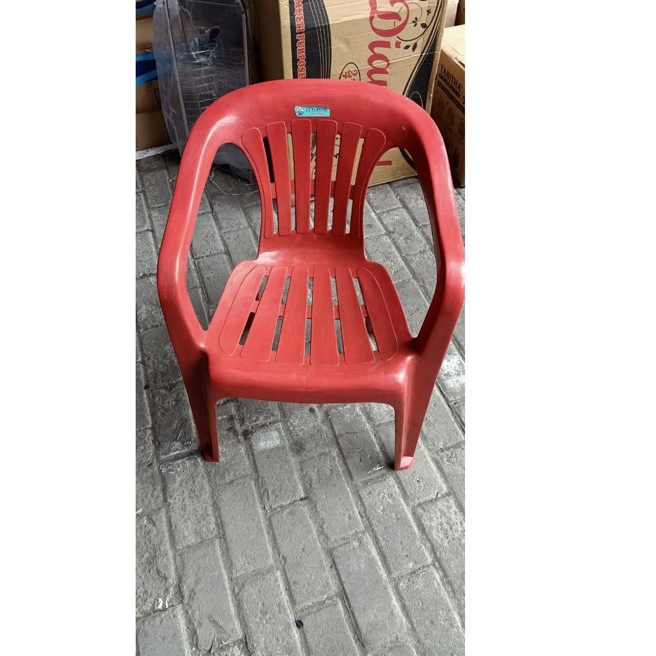 Sudah READY.. kursi  plastik kursi sandar / kursi santai plastik murah