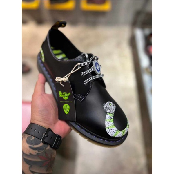 SEPATU DOCMART DR MARTENS 1461 x BEETLEJUICE WARNER BROS EDITION SIZE 39 - 43 NEW ORIGINAL