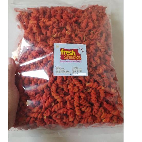 

ORIGINAL% 900 Gram Makaroni Spiral Goreng Balado PEDAS Makroni Ulir Kriwil Fresh Snacks Sby zizahshop