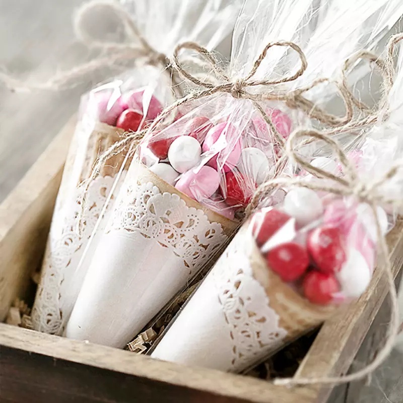 50 Pcs/Lot DIY Candy Bag Bening Cellophane Packing Bag Pernikahan Paskah Ulang Tahun Pesta Dekorasi Sweet Cellophane Transparan Cone Penyimpanan Dengan Kantong Organza