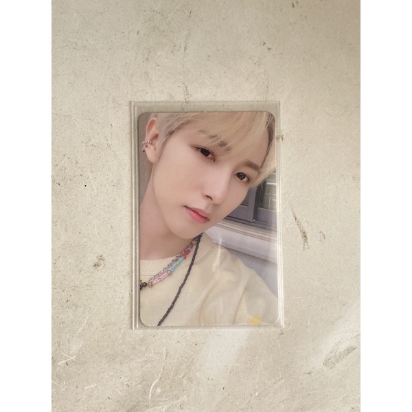 BOOKED pc renjun hello future (hello ver)