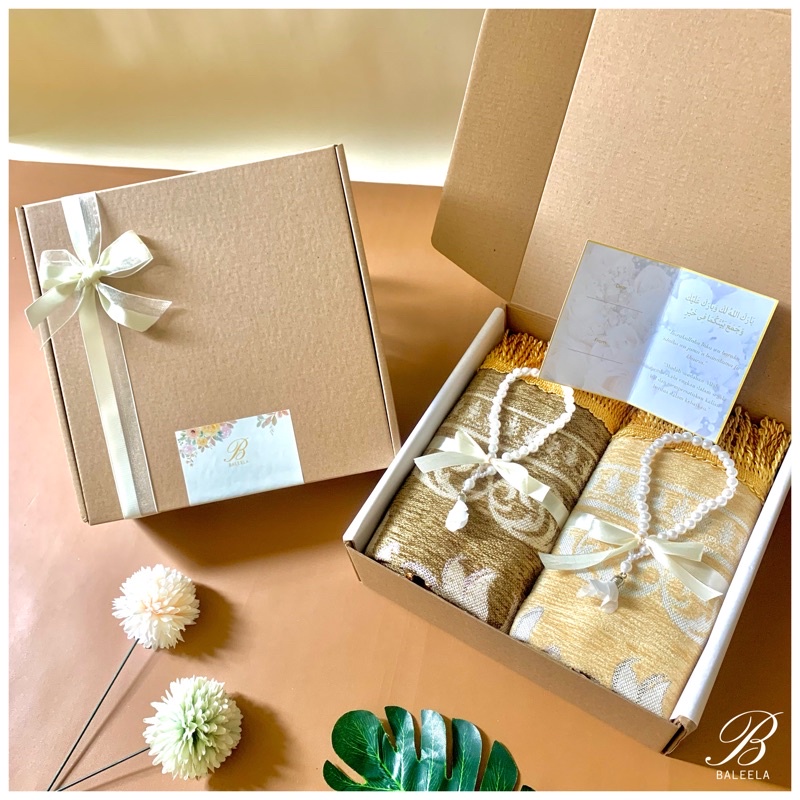 Hampers Sajadah/Hampers Sajadah Couple/Kado Nikah Sajadah Couple/Hampers Sajadah Premium/Wedding Gif