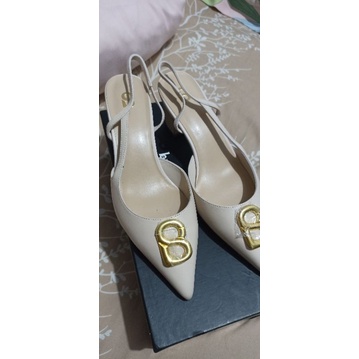 kylie mid heels buttonscarves