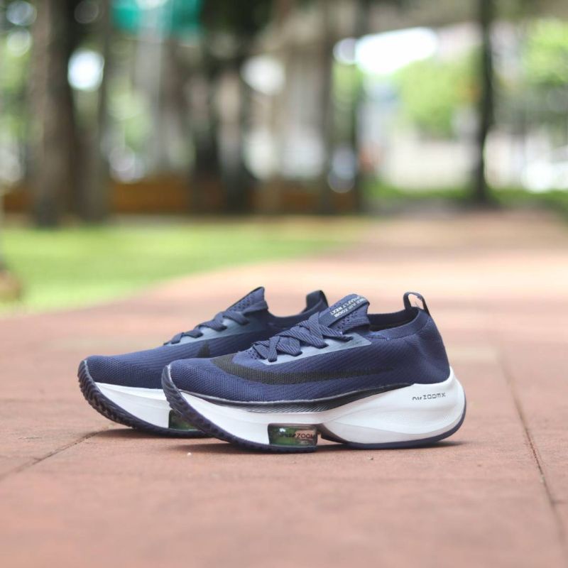 Sepatu Sneakers Running Lari Pria