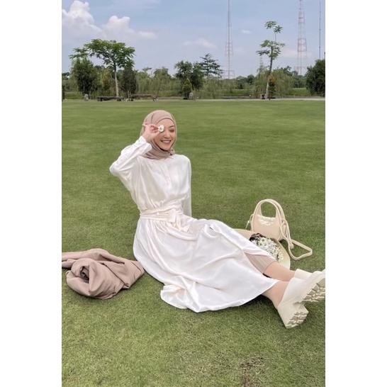 Arqelclo 영은 Young-Eun Obi Dress - MIDI DRESS