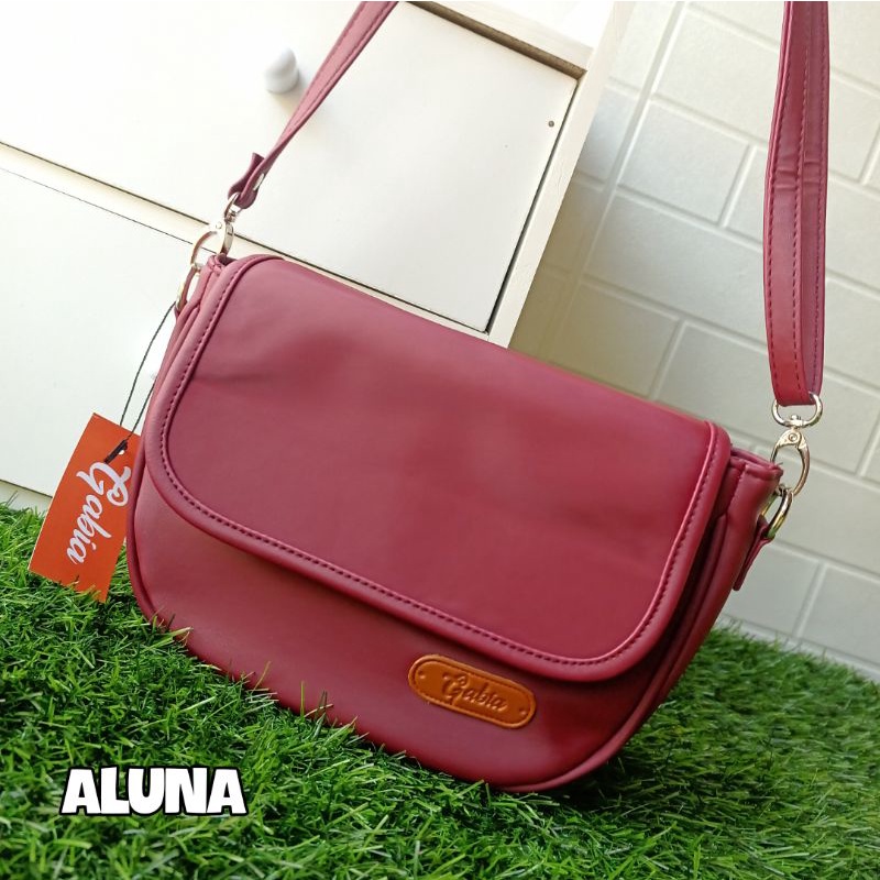 Gabia Aluna SlingBag Tas Slempang Anti Air