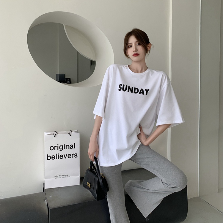 Kaos Katun Oversize T-shirt  Lengan Pendek Unisex (Sunday)