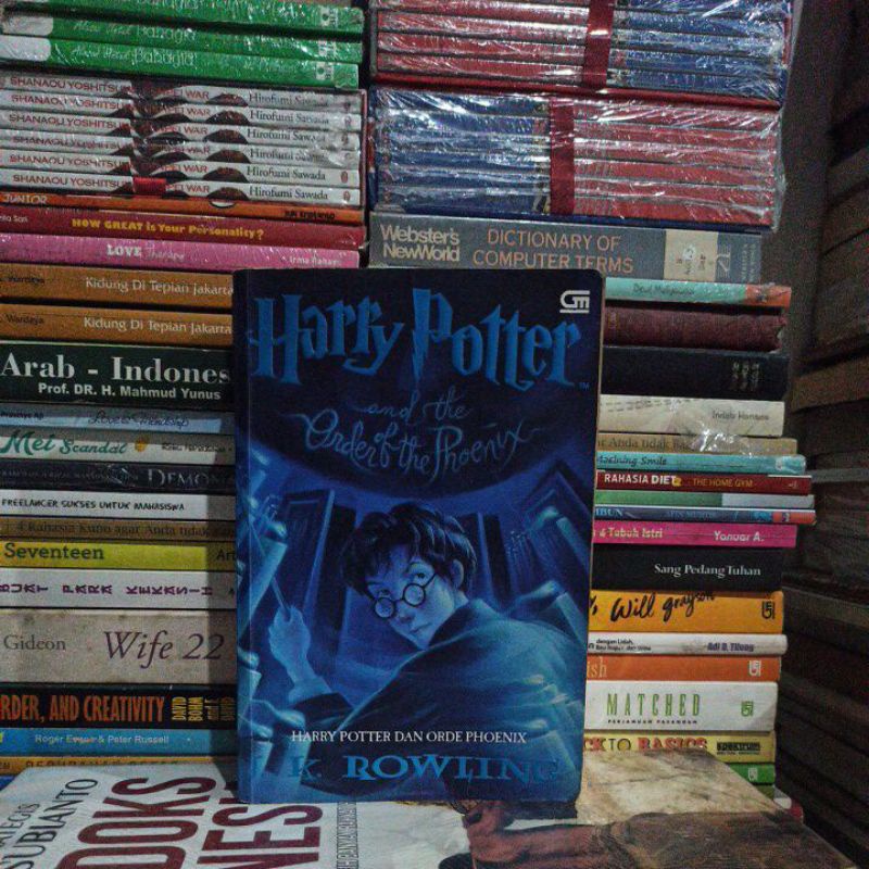 NOVEL ORIGINAL HARRY POTTER TAHUN 5 HARRY POTTER DAN ORDE PHOENIX J. K. ROWLING BEKAS