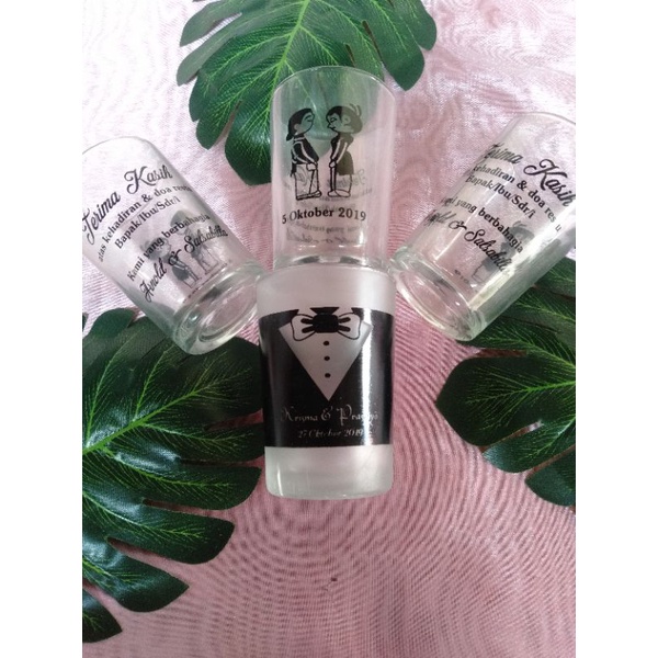 souvenir pernikahan gelas