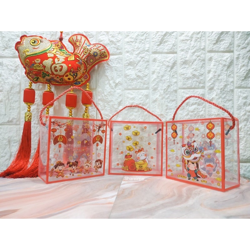 

Kotak Box Mika Handle Tali Packaging Hampers Kue Kado Imlek Chinese New Year CNY 2