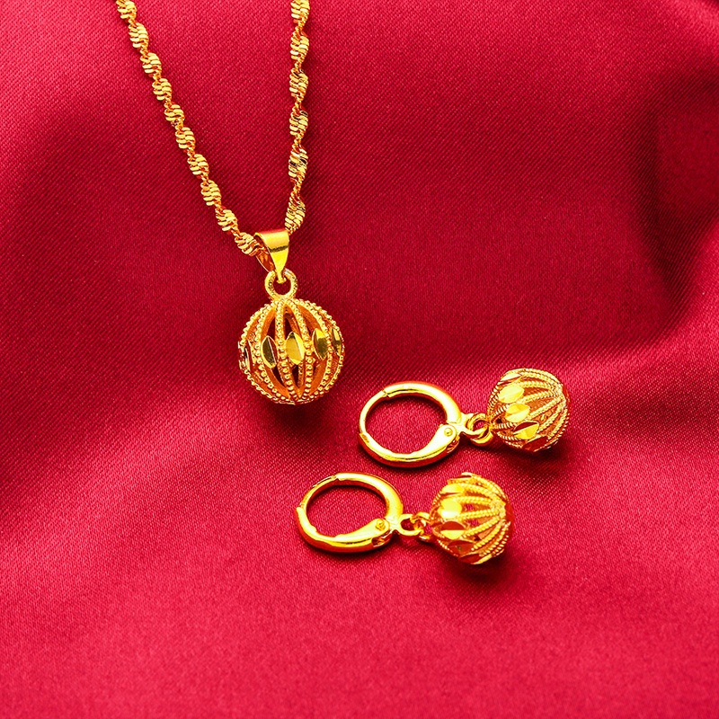 Goldkingdom Perhiasan Fashion Emas Asli Kadar 375Bangkok Aksesoris Ready Stock Set Wanita Dengan Lentera Berlapis Emas Melubangi Orb Kalung Dan Anting