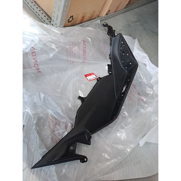 cover pijakan kaki Kanan pcx 160 2023-2024