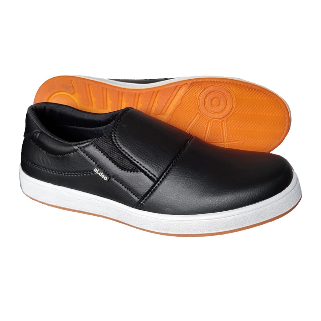 ALDEO S20 Sepatu Pria Casual Slip On Cowok Hitam Polos Original Lokal Terbaru Slop Santai Murah Buat Gaya Kerja