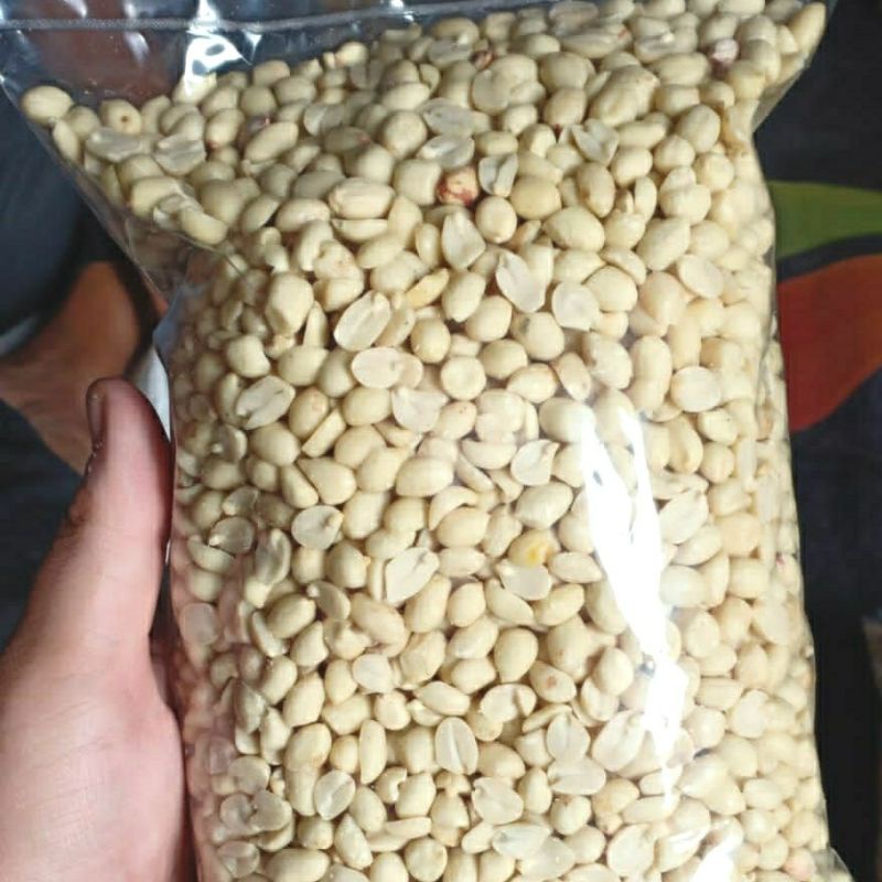 

kacang tanah kupas mentah 250gr,500gr, 1kg ukuran kecil,ukuran sedang