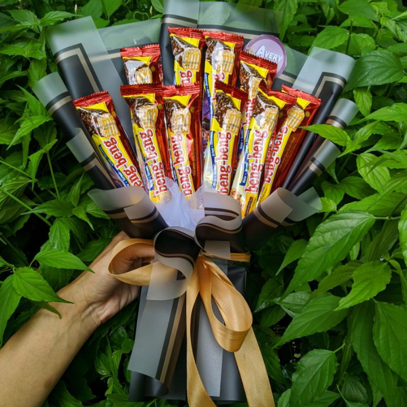 

BUKET CHOCOLATOS / BUCKET BENGBENG JOGJA / HADIAH WISUDA JOGJA