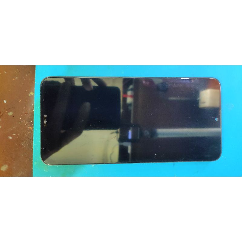 LCD Redmi 8 Copotan Original