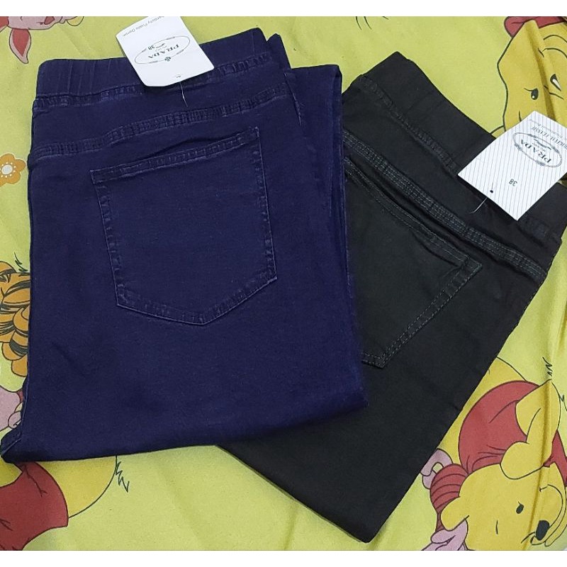 Celana Jegging Legging Jeans Wanita Prada Jumbo 38