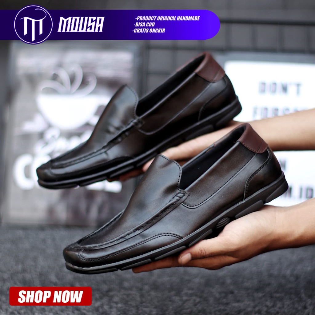 Sepatu Slip On Formal Pria Hitam Kulit PU Slop Casual Kasual Kerja Kantor Mousa Crollo