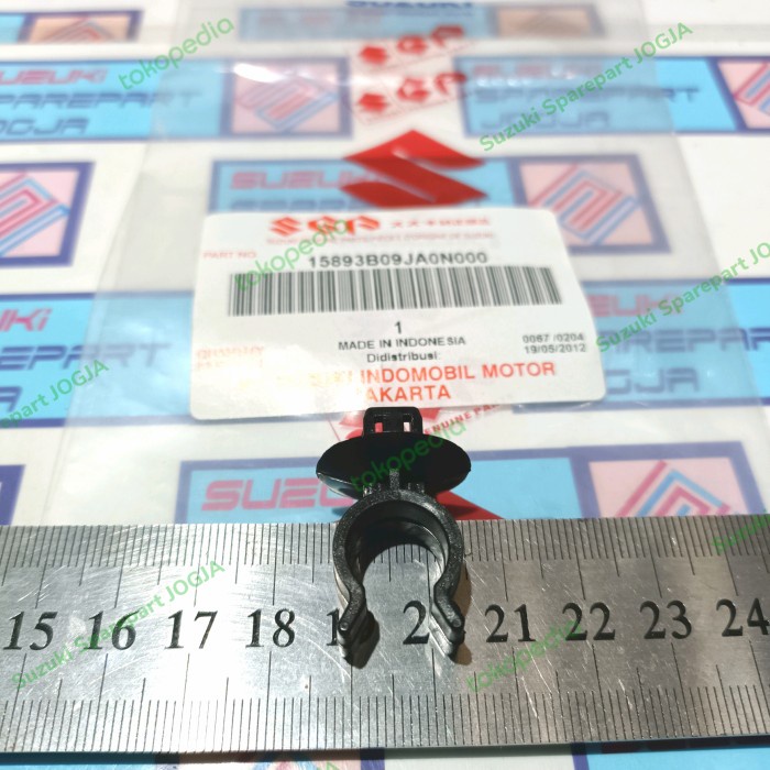 Suzuki Parts 15893B09JA0N000 Clip Belakang Selang Bensin Injektor Suzuki Nex Fi Ori